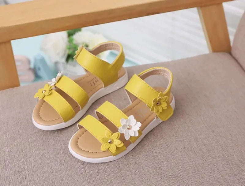 Girls’ Floral Gladiator Sandals – Soft Summer Beach Shoes