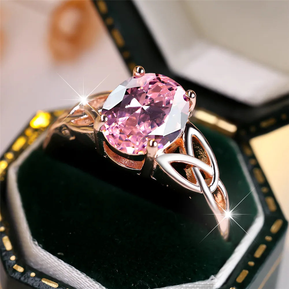 Elegant Pink Crystal Big Oval Stone Rings For Women Vintage Hollow Rose Gold Color Wedding Band Bridal Jewelry Engagement Gifts