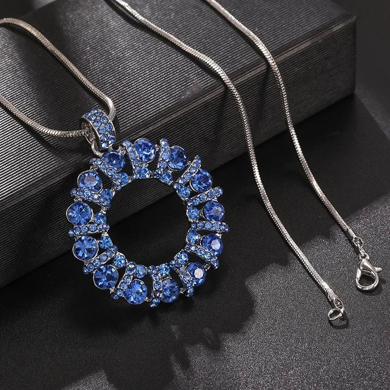 Trendy Crystal Round Geometric Pendant