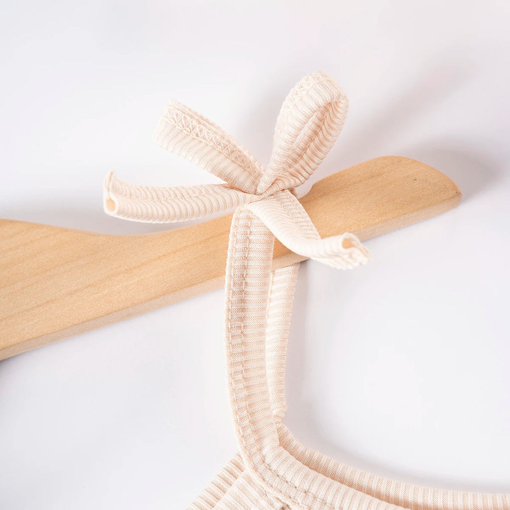 2pcs Camisole Bow Tops & Casual Shorts Set Cute Small Fresh Style Daily