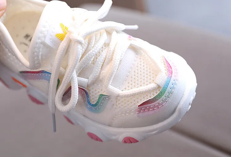 Toddler Sneakers – Breathable, Fashionable Running Shoes