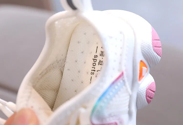 Toddler Sneakers – Breathable, Fashionable Running Shoes