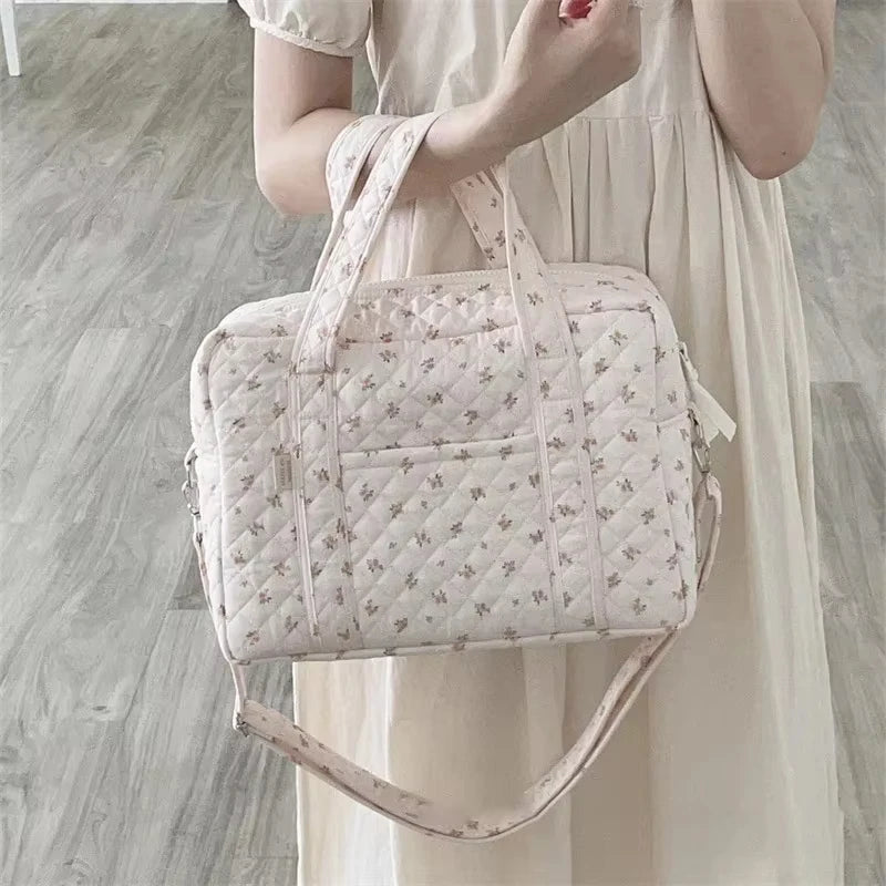 New Embroidered Mom Bag – Large Capacity, Lightweight, Multi-Functional Handbag