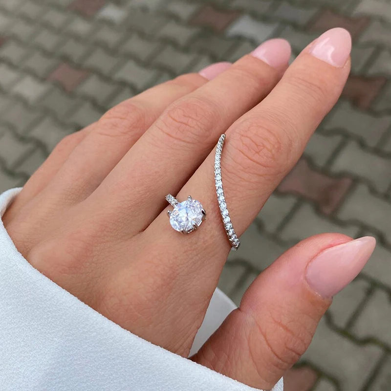 Huitan Fashionable Geometric Zirconia Ring