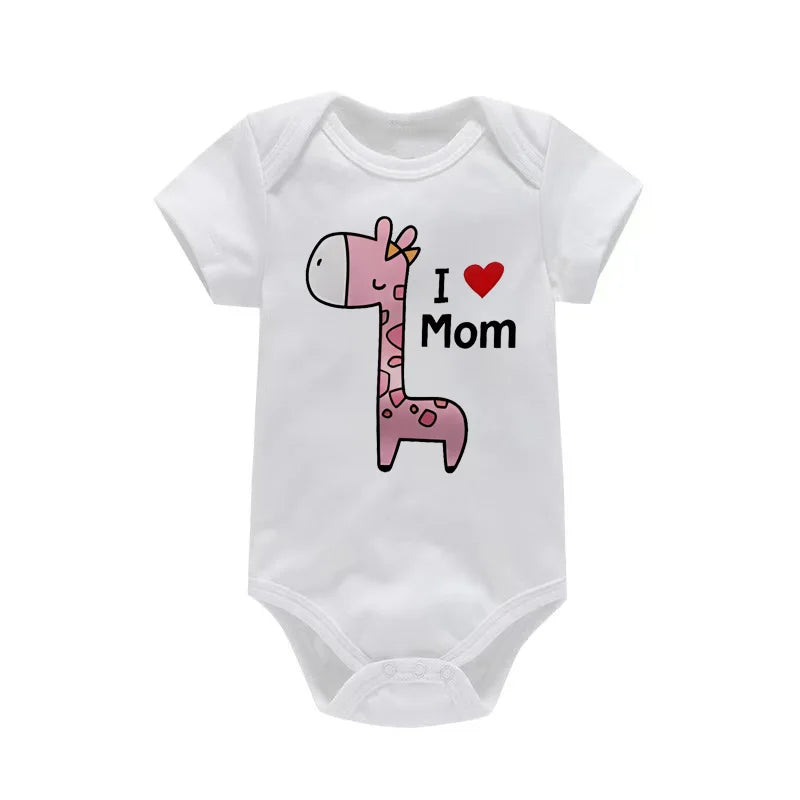 Cute Baby Giraffe Onesie – Papa Mama Print (0–12M)
