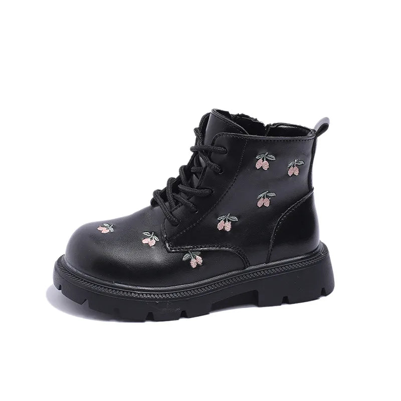 Girls’ Ankle Boots – Leather, Fashionable & Versatile