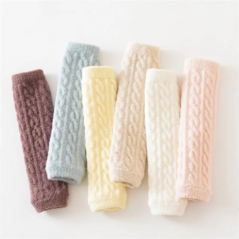 Infant Boys & Girls Knitted Foot Cover