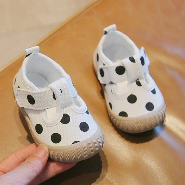 Kids’ Canvas Sneakers – Korean Cartoon Bear First Walkers