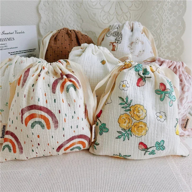 Natural Cotton Mommy Bag – Outdoor Baby Diaper Carrier, Cute Printed Drawstring Pouch 27x25cm