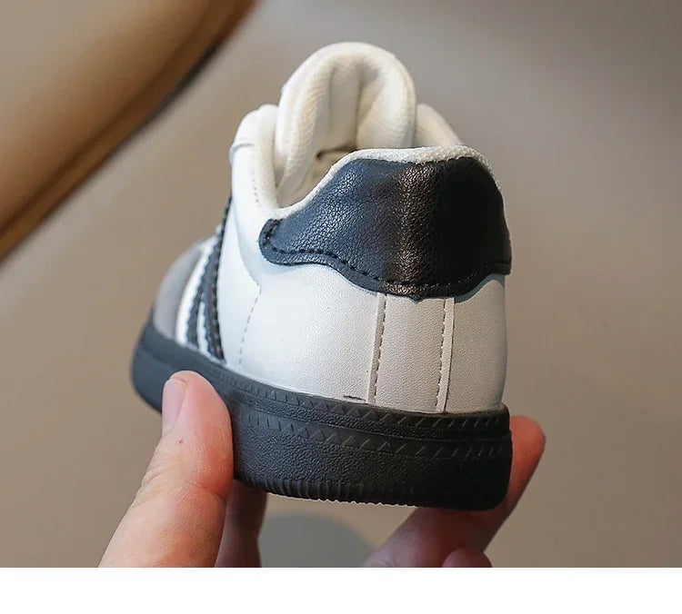 Kids’ Retro Sport Sneakers – Breathable Casual Shoes