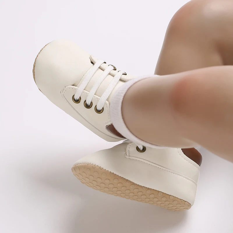 Infant Spring Sneakers (0–18M) – White Non-Slip Soft-Soled Shoes