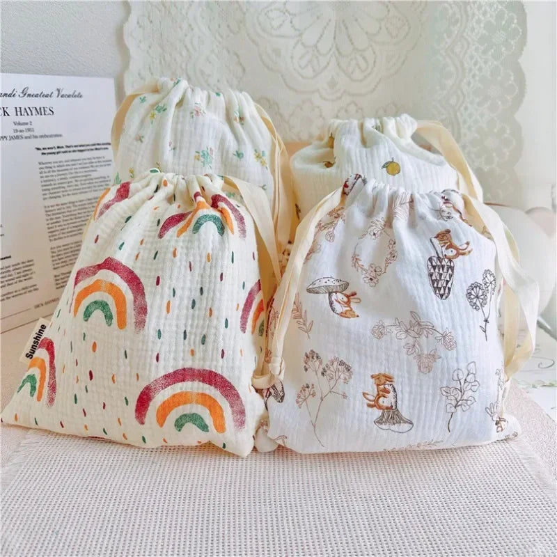 Natural Cotton Mommy Bag – Outdoor Baby Diaper Carrier, Cute Printed Drawstring Pouch 27x25cm