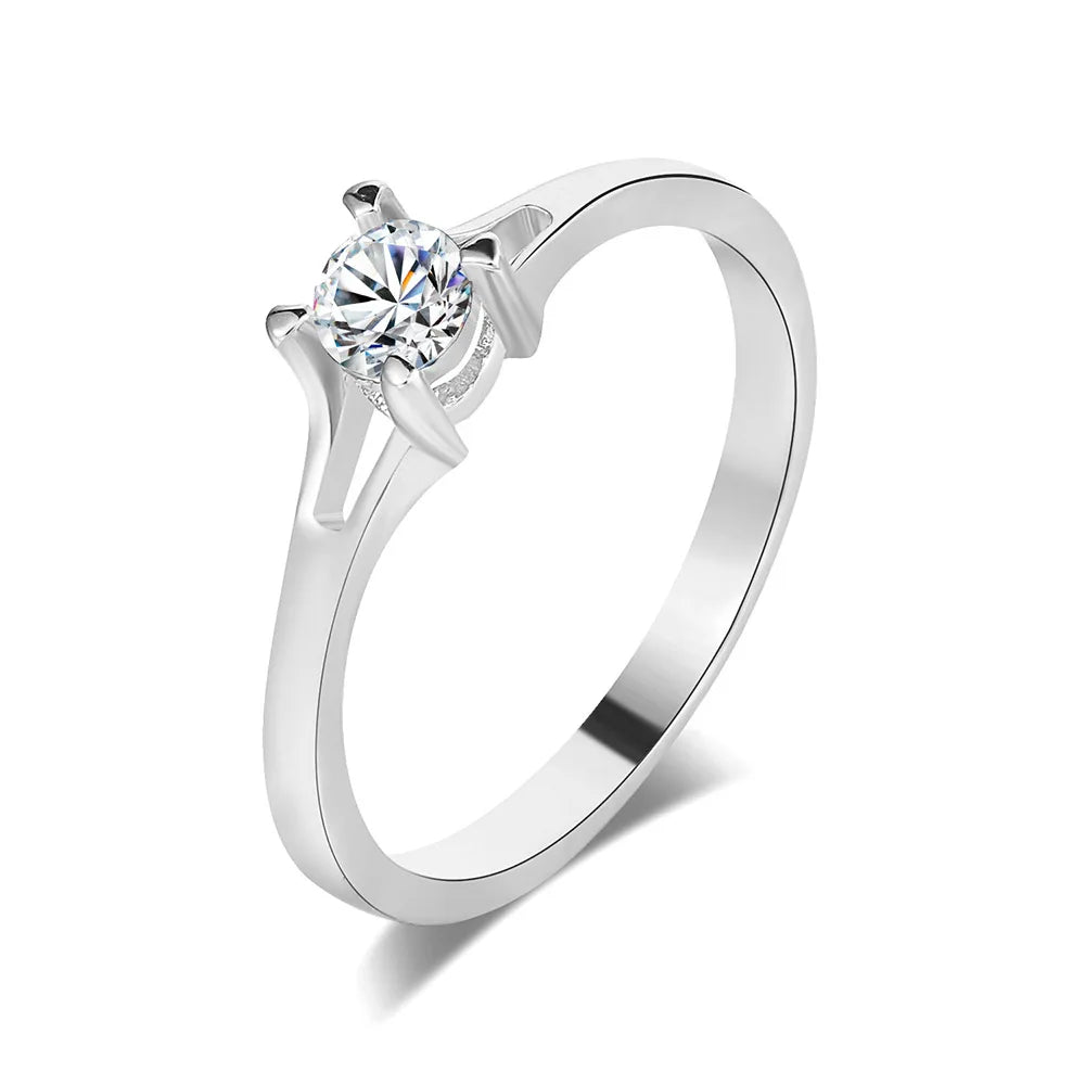Forever Six Claws Zirconia Ring