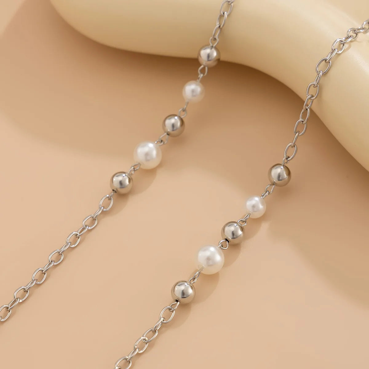 Simple Temperament Imitation Pearl Round