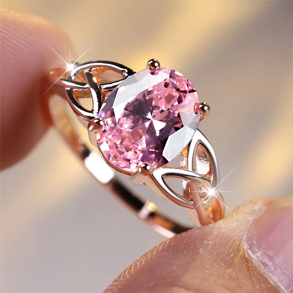 Elegant Pink Crystal Big Oval Stone Rings For Women Vintage Hollow Rose Gold Color Wedding Band Bridal Jewelry Engagement Gifts