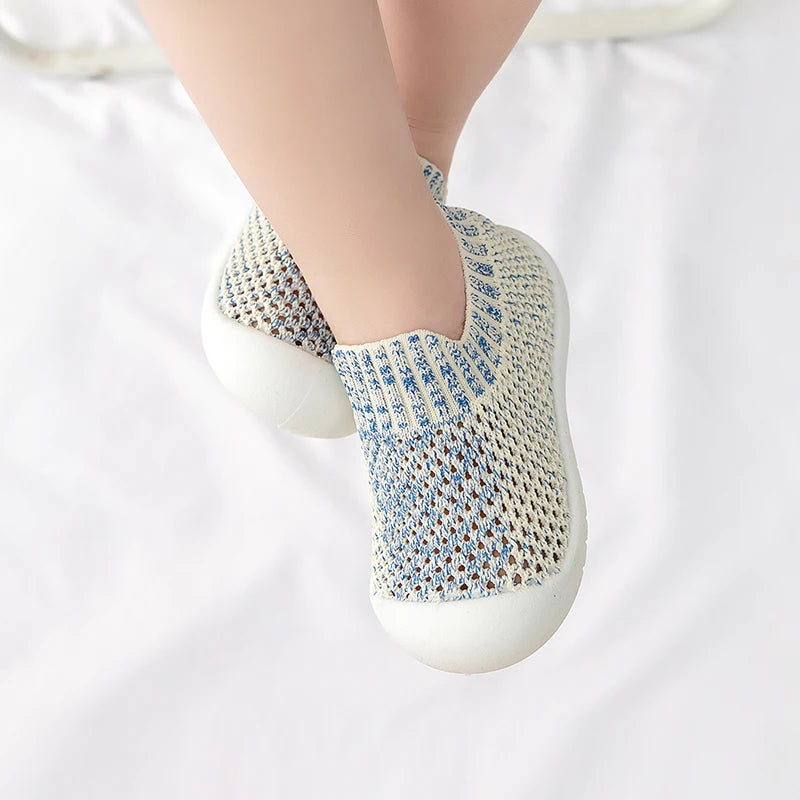 Unisex Baby Walking Shoes – Breathable Anti-Slip Summer/Autumn Sandals