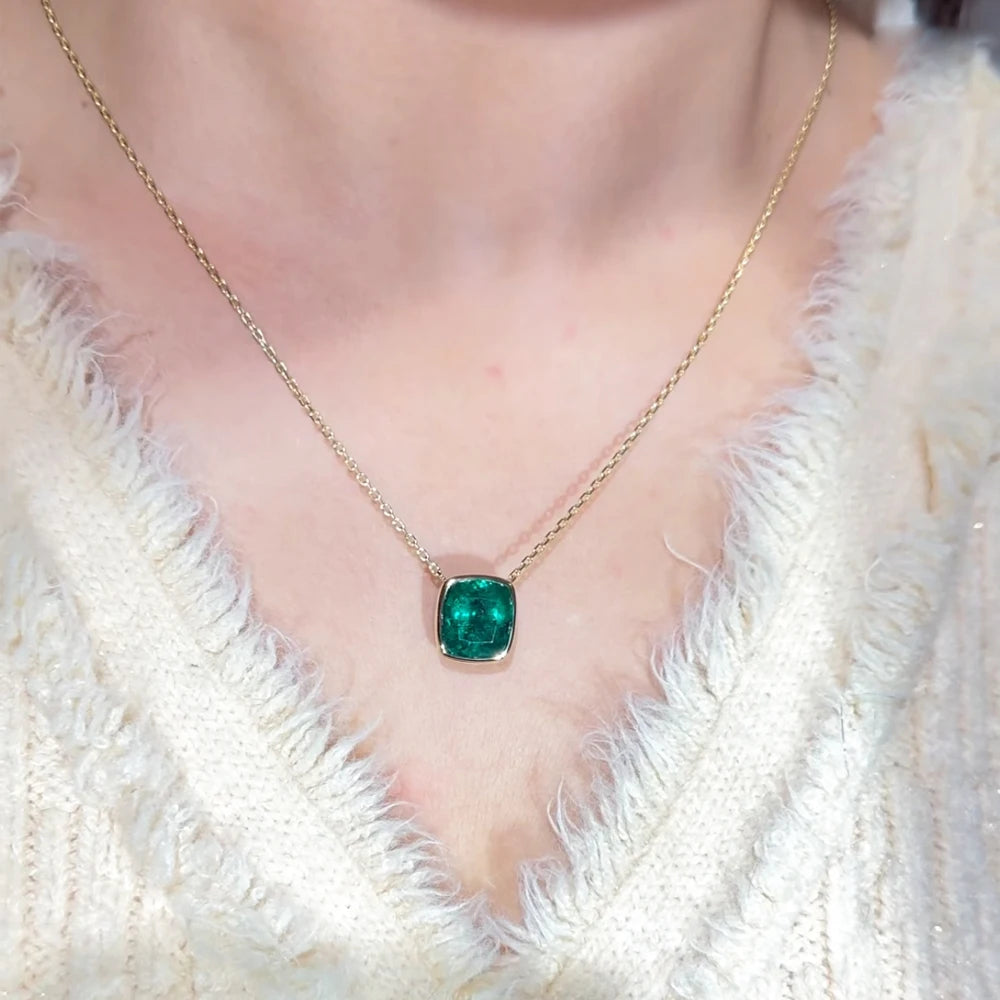 Luxury Retro Emerald Green Oval Square