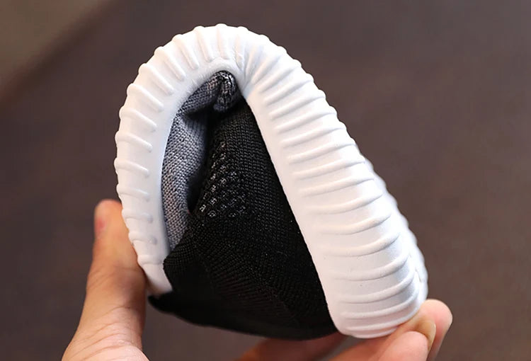 Kids’ Running Sneakers – Breathable, Anti-Slip, Soft-Soled