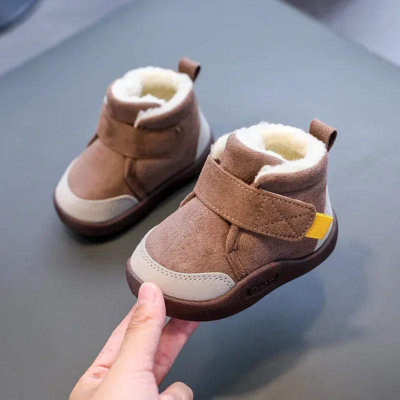Kids Winter Snow Boots (0–5Y) – Plush Warm Non-Slip Sneakers