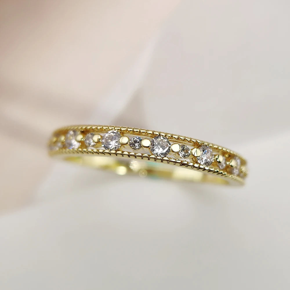 Dainty Women's Zircon Gold Ring
