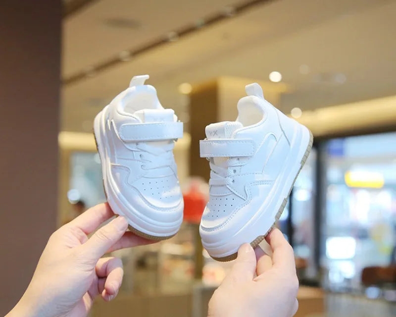 Kids White Spring/Autumn Sneakers – Lightweight Soft-Sole Casual Shoes