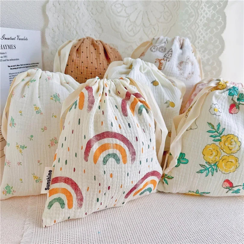 Natural Cotton Mommy Bag – Outdoor Baby Diaper Carrier, Cute Printed Drawstring Pouch 27x25cm
