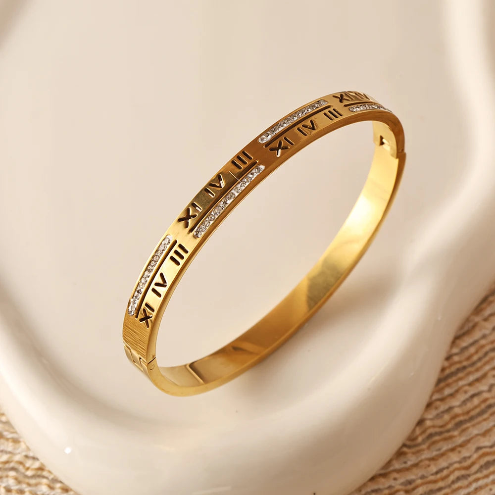 Three Layers Roman Numerals Ring for Women Luxury Stainless Steel Rotatable Crystal Finger Rings Female Wedding Trendy Jewelry