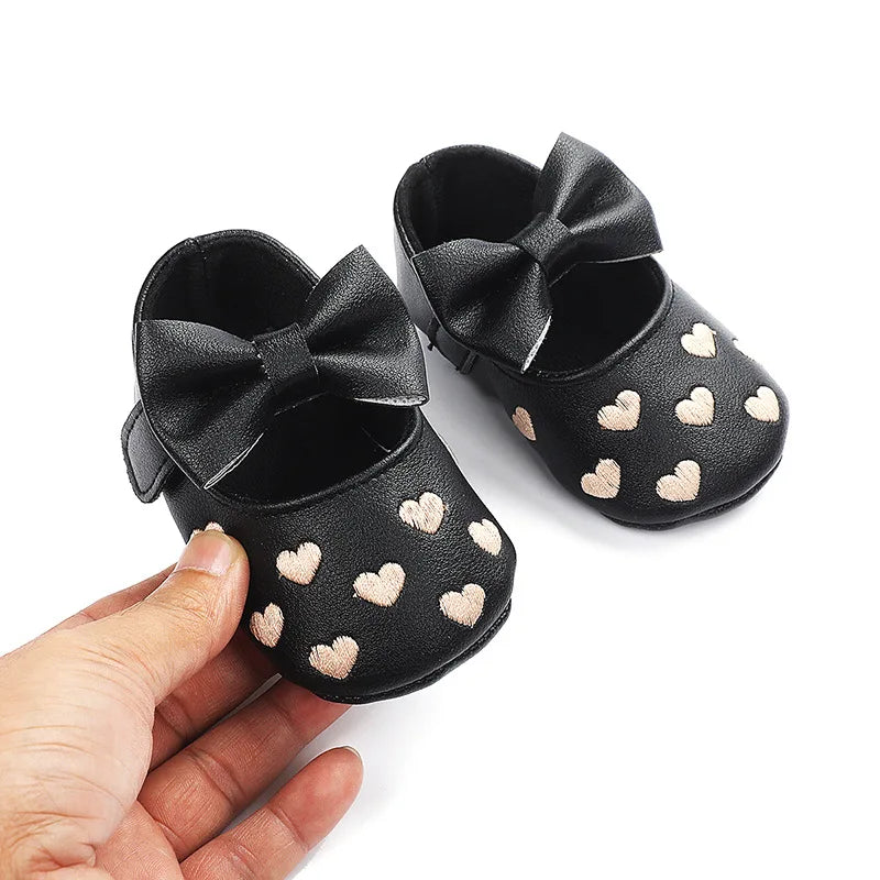Baby Girls First-Step Shoes (0–18M) – Soft Sole Dress Shoes with Bow & Heart