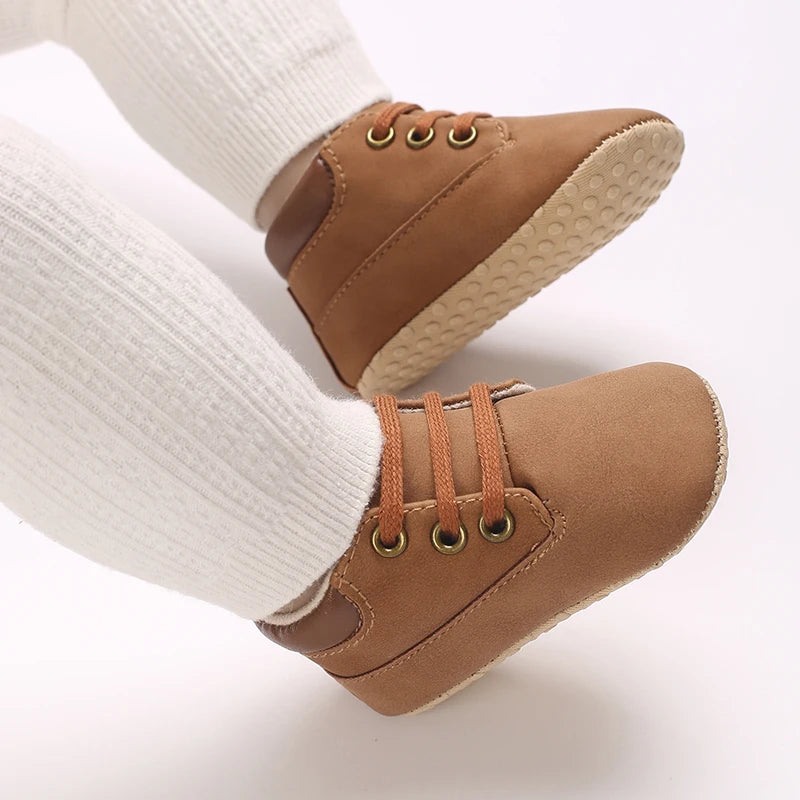 Baby Walking Shoes (0–18M) – Lace-Up Casual Flat Sneakers