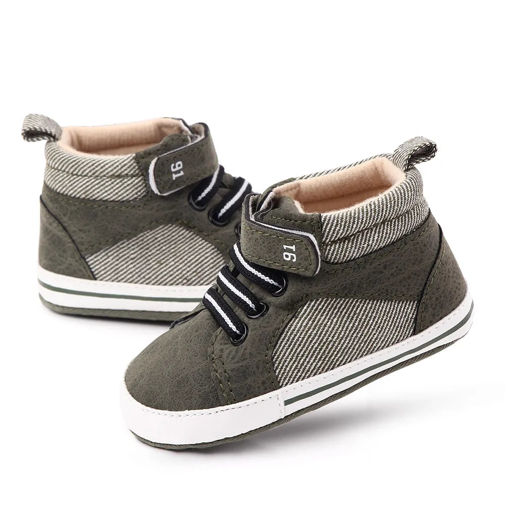 Baby First-Step Sneakers (0–18M) – Soft, Warm, Non-Slip Shoes