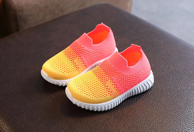 Kids’ Running Sneakers – Breathable, Anti-Slip, Soft-Soled