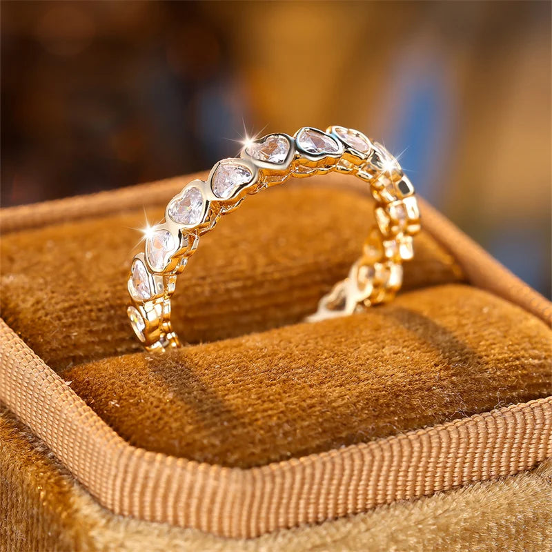 Delicate Single Row Heart Thin Rings For Women Antique Gold Color White Zircon Stacking Wedding Bands Versatile Hand Jewelry CZ