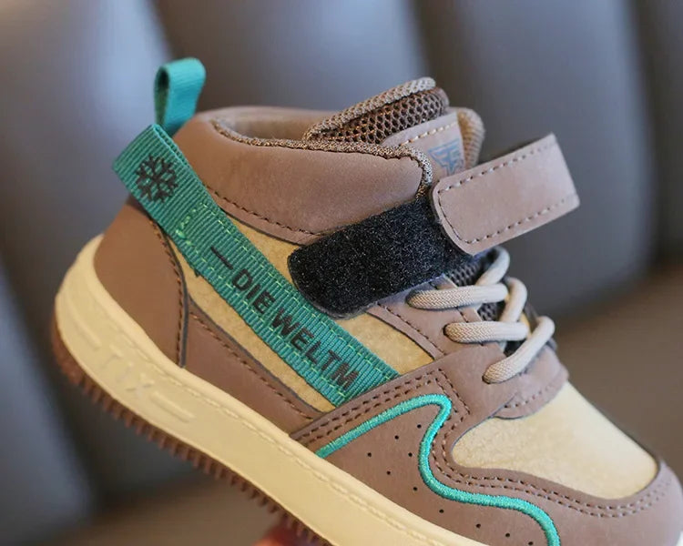 👟 Kids Lightweight Non-Slip Sneakers (21–32)
