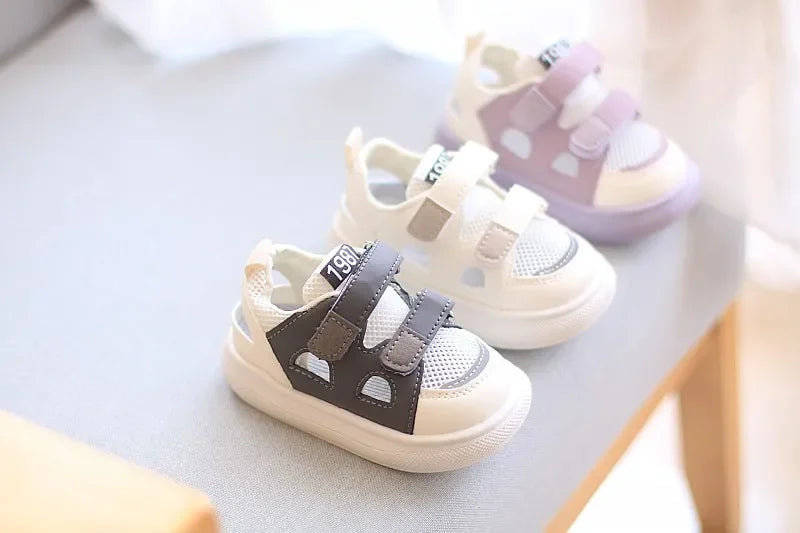 Kids Summer Mesh Sandals – Breathable Hollow-Out Sport Shoes