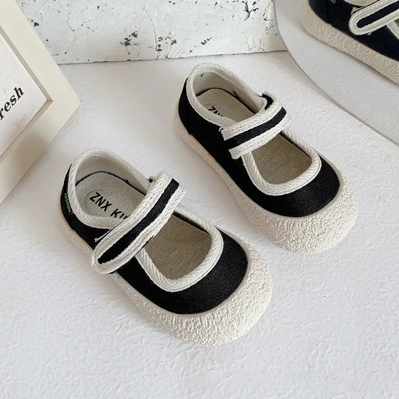 Kids’ Canvas Shoes – Soft, Breathable, Anti-Slip Sneakers