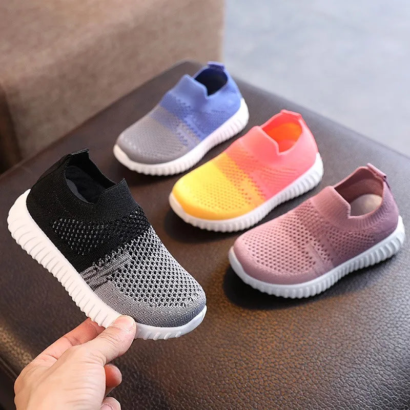 Kids’ Running Sneakers – Breathable, Anti-Slip, Soft-Soled