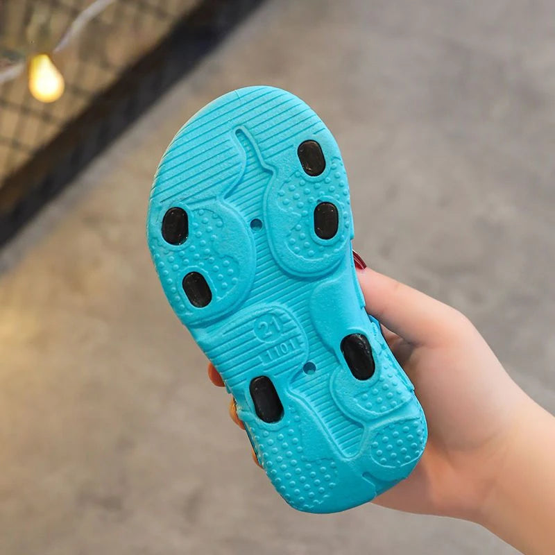 Boys’ Soft Sole Sandals – Anti-Slip Beach Shoes (Ages 1–12)