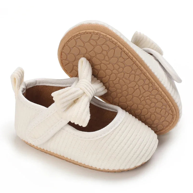 Baby Girl White Lace Moccasins – Non-Slip Princess Bow Shoes