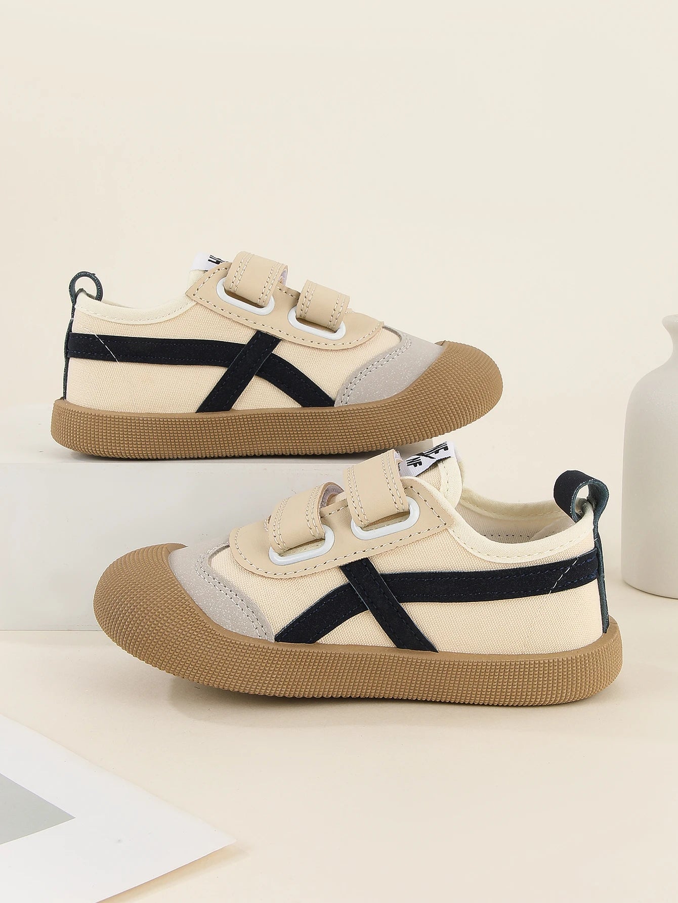 Kids Korean Canvas Shoes – Soft Sole Spring & Autumn Sneakers