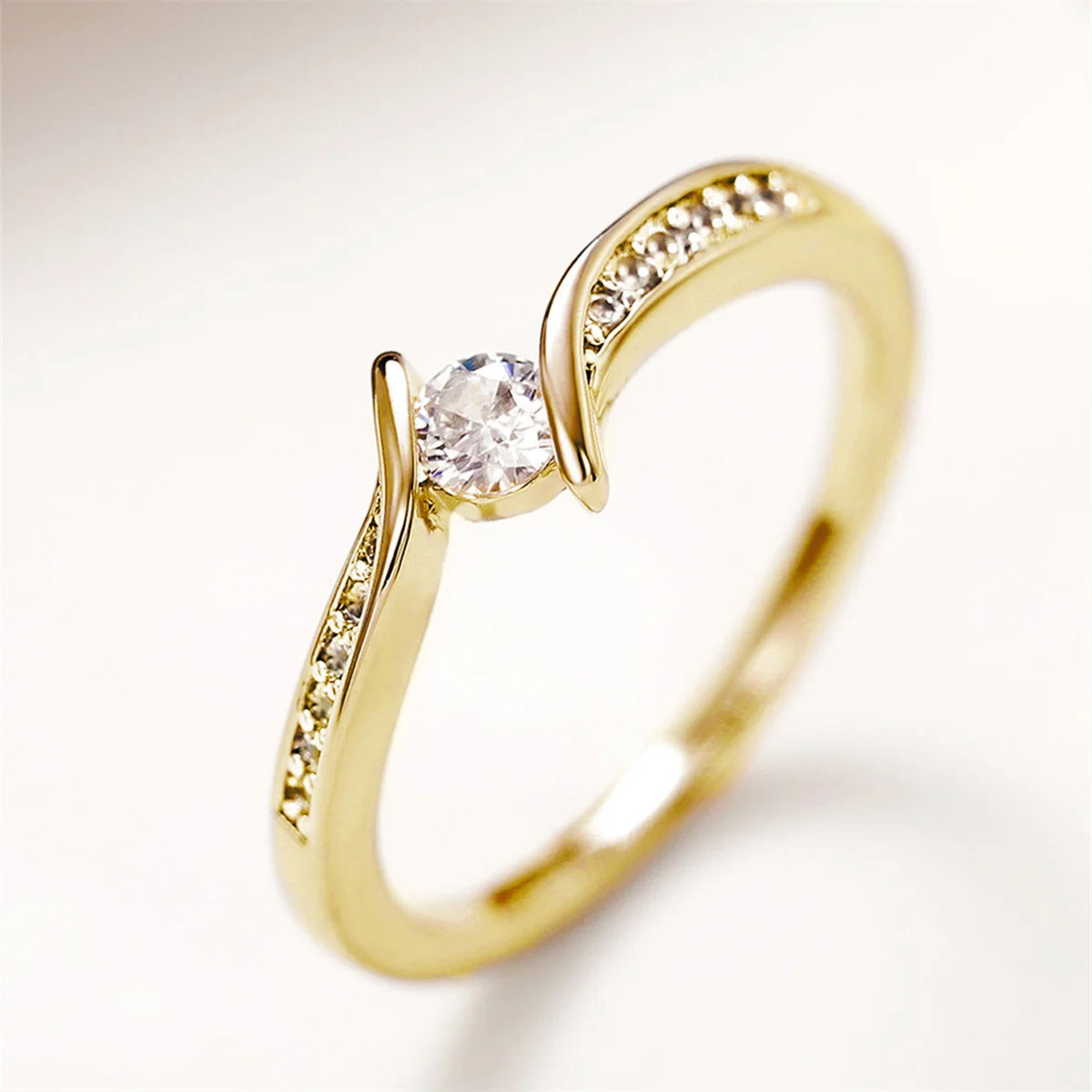 CAOSHI Chic Two-tone Style Finger Ring Female Engagement Jewelry with Brilliant Zirconia Fashion Thin Accessories for Wedding