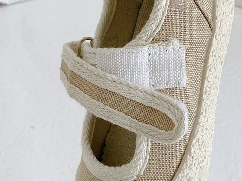 Kids’ Canvas Shoes – Soft, Breathable, Anti-Slip Sneakers