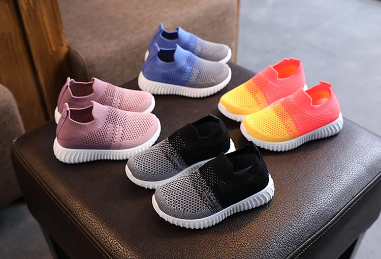 Kids’ Running Sneakers – Breathable, Anti-Slip, Soft-Soled
