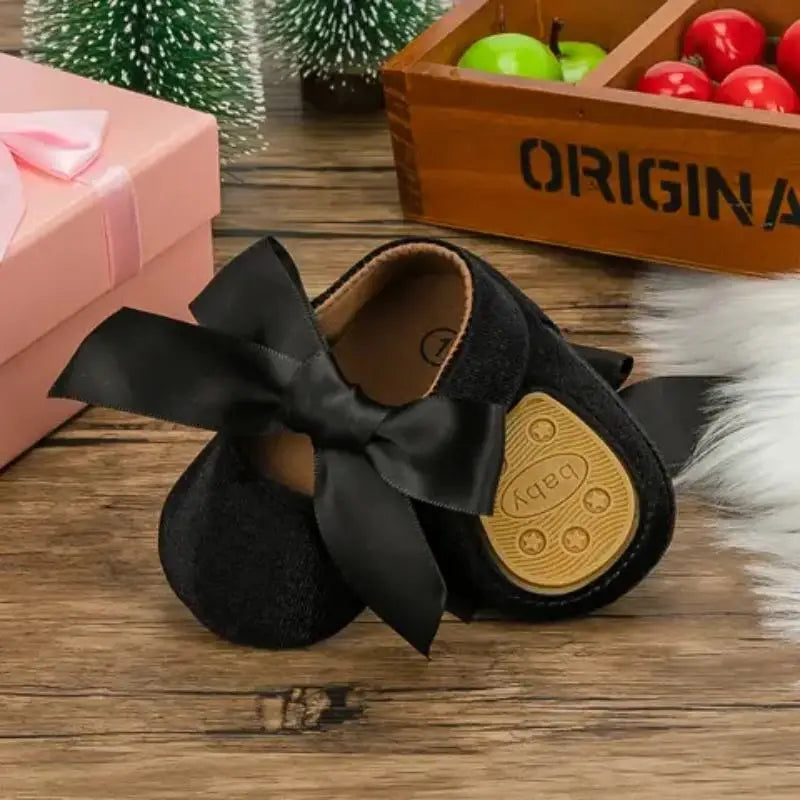 Baby Girls’ First-Step Shoes – Non-Slip Soft Sole Princess Sneakers
