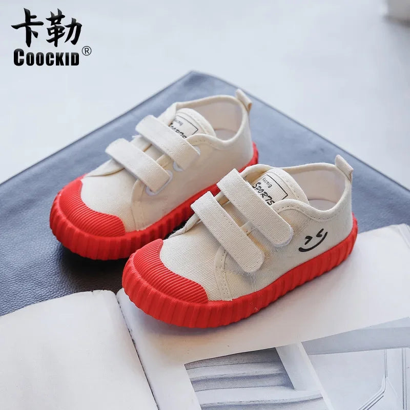 Kids’ Canvas Sneakers – Soft, Non-Slip Casual Shoes (1–9 Years)
