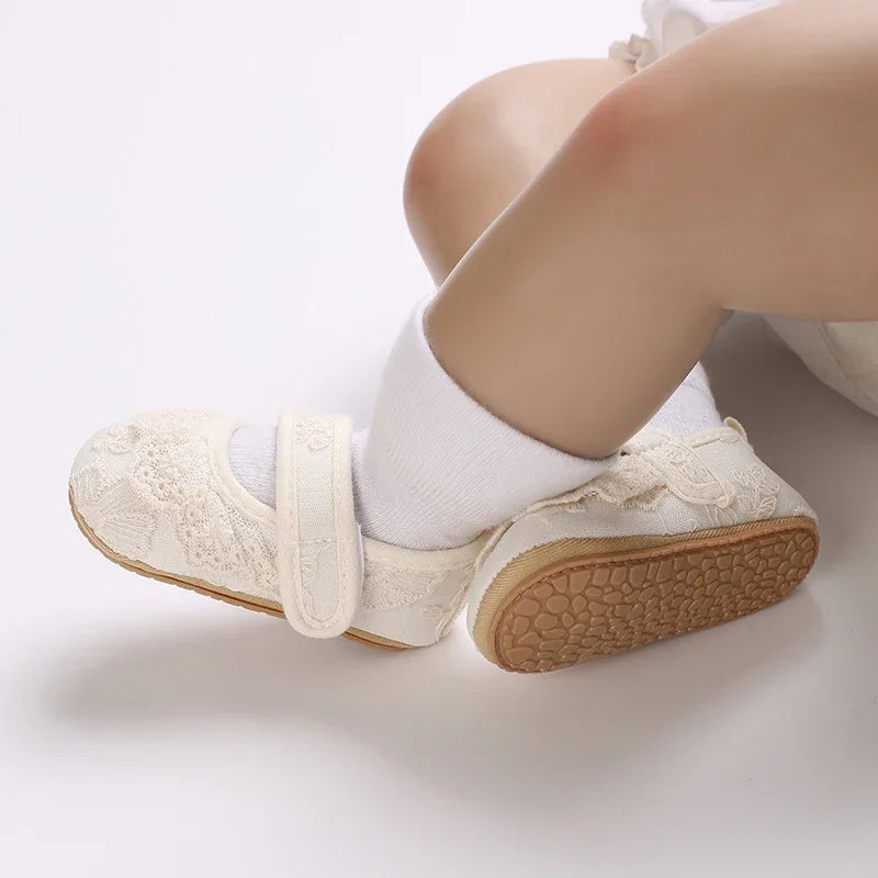 Baby Girl White Lace Moccasins – Non-Slip Princess Bow Shoes