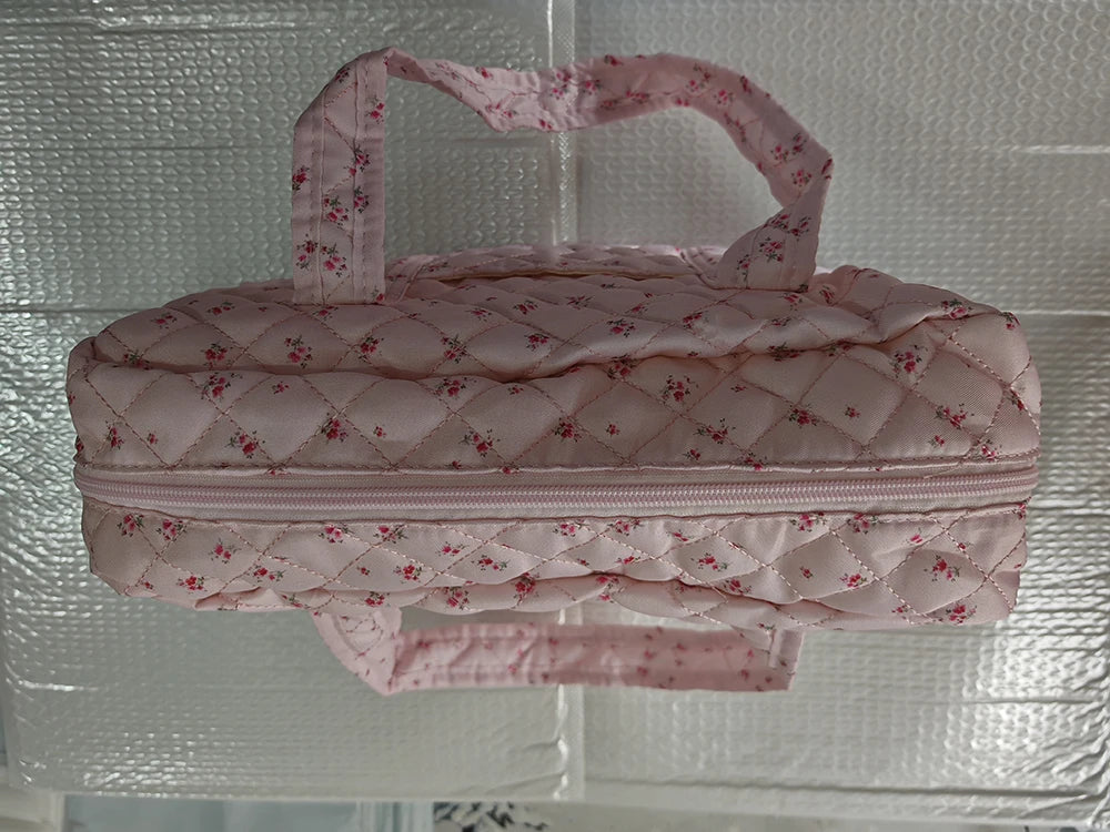 New Embroidered Mom Bag – Large Capacity, Lightweight, Multi-Functional Handbag
