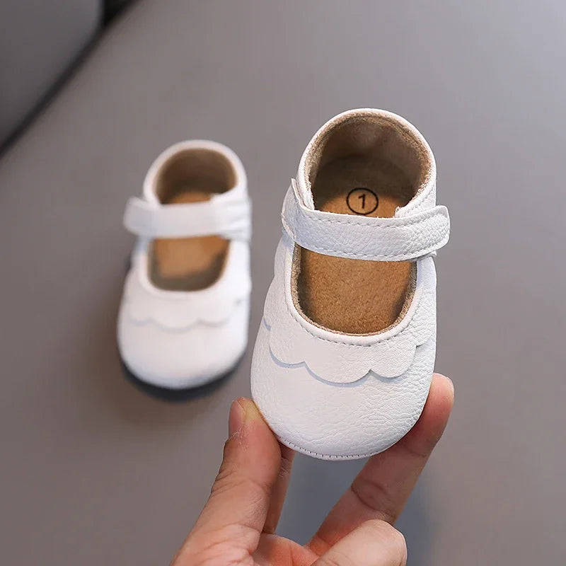 Baby Girl White Lace Moccasins – Non-Slip Princess Bow Shoes