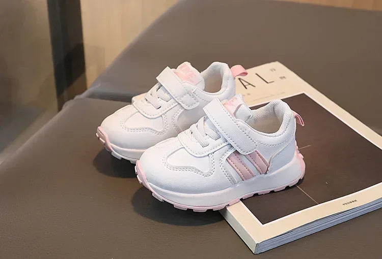 Kids Breathable Sports Sneakers – Lightweight Non-Slip Casual Shoes