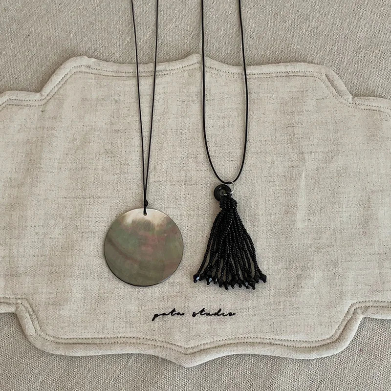 Retro Shell Bead Necklace