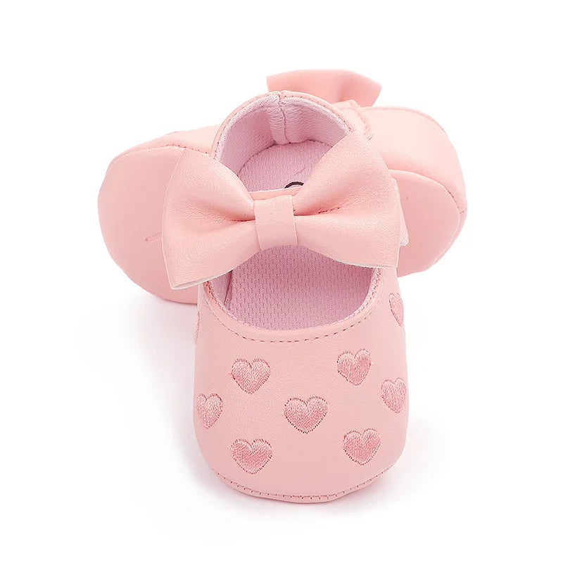 Baby Girls First-Step Shoes (0–18M) – Soft Sole Dress Shoes with Bow & Heart